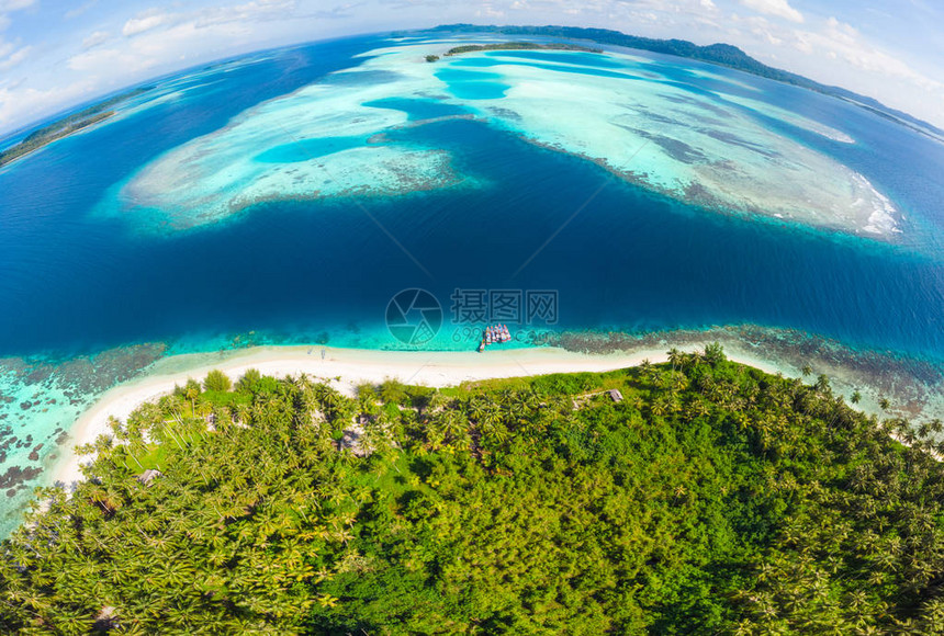 鸟瞰班亚克群岛苏门答腊热带群岛印度尼西亚图片