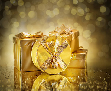 礼物盒作为祝词和庆典的象征模图片