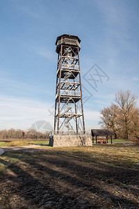 Bohumin和Chaluppki城市附近的Prahczech边界上的Odra河尖塔图片