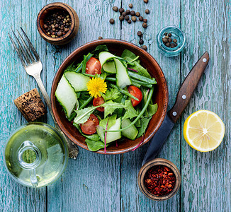 新鲜蔬菜沙拉健康食品新鲜图片