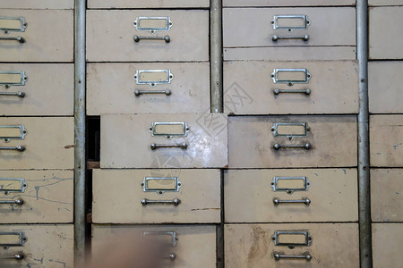 旧复古金属抽屉复古文件柜图片