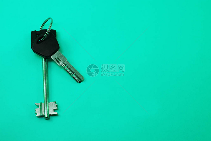 公寓或房子的钥匙在明图片