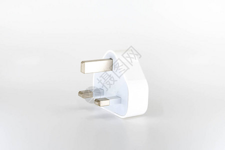 英国主电源的USB旅行适配器插座的近距离视图图片