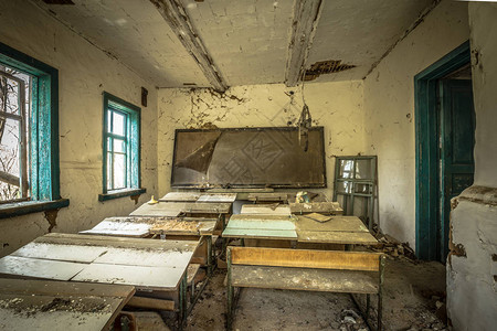 白俄罗斯切尔诺贝利禁区被遗弃的学校图片