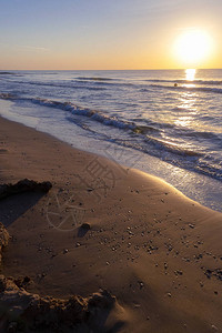 西班牙的海滩和日落图片