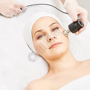 电动妇女面临治疗催眠恢复疗法美容皮肤按摩设备升压图片