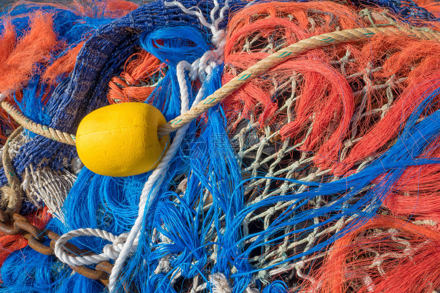荷兰乌尔克港的渔网图片