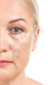 在白色背景下脸上有伤痕的美容妇女图片