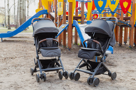 婴儿车轮设计现代儿童椅子对象安全手柄运输儿童婴儿图片