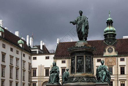 奥地利维也纳弗朗茨一世霍夫堡勃格普拉塔图片