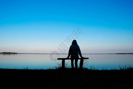 乌克兰斯维提亚兹湖黎明时分图片