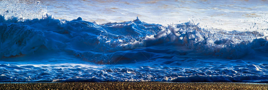 冰岛南海岸世界著名的黑沙滩图片