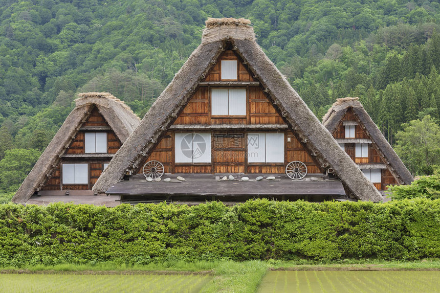 白川乡历史村的农家白川乡是位于日本岐阜县的日本联合国教科文组织图片