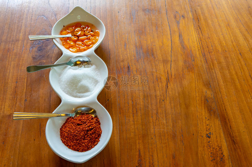 亚洲的口味是白碗比如醋糖和一种图片