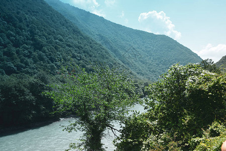 以布哈济亚山岳的景观发誓那确图片