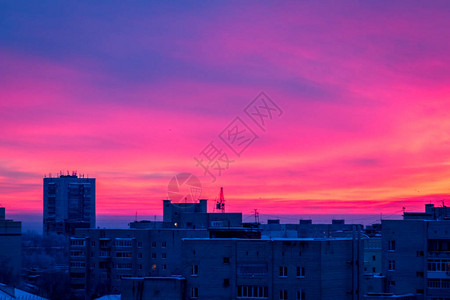 夕阳红云城市建筑图片