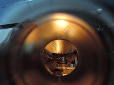 Auger光谱仪的高真空分析室带有背景图片