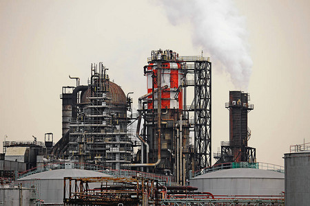 工业区炼油厂结构图片