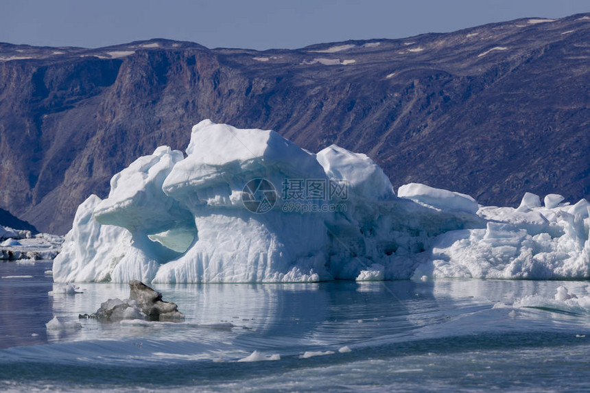 不寻常形式的冰和山极地研究全球变暖现象上冰川图片