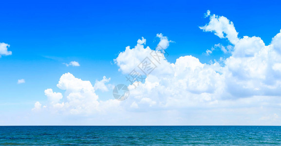 美丽的蓝海天图片