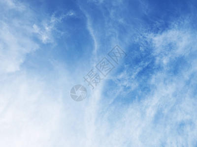 自然背景的蓝天和白云图片
