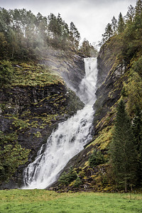 挪威卑尔根附近的瀑布图片