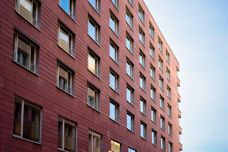 现代欧洲公寓建筑的窗户在德国柏林的德国图片