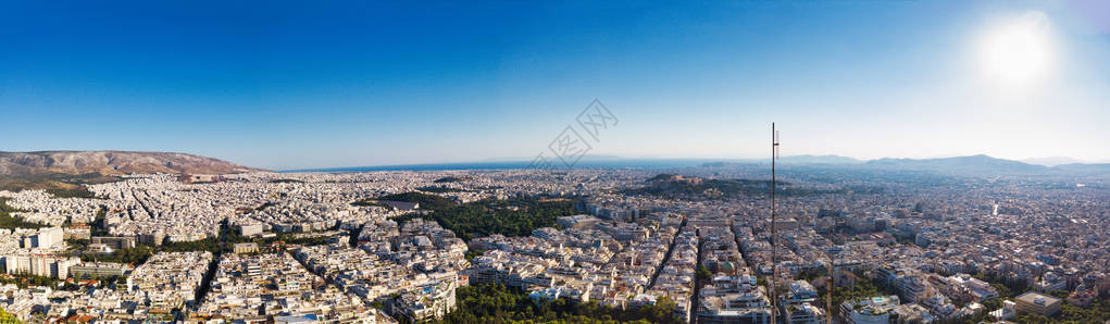 希腊雅典市的空中全景图片