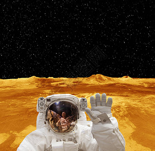 宇航员在奇特的太阳外行星上摆布由美国航天局提图片