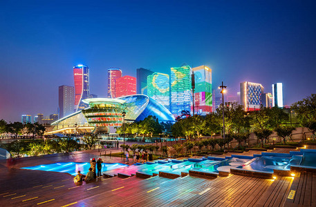 杭州钱江新城CBD建筑夜景图片