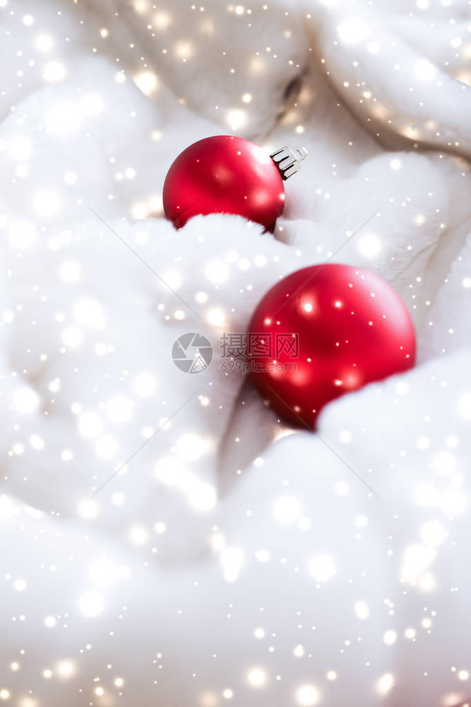 礼物装饰新年夜和欢庆祝活动概念红圣诞面包图片