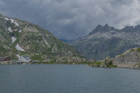 穿越瑞士山区的探险之旅极好FurkaP图片