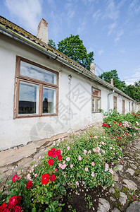 Durbes庄园景象在拉脱维亚阳图片