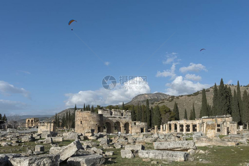 希拉波利斯古城遗址图片