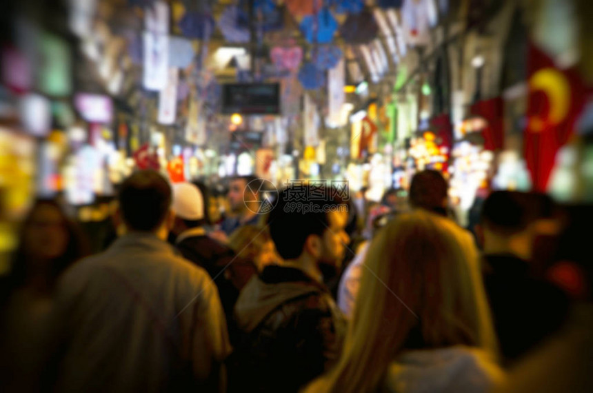 大集市在土耳其伊斯坦布尔的模糊图像图片