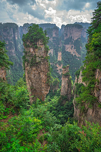 天津山脉的天堂支柱哈利路亚山背景图片