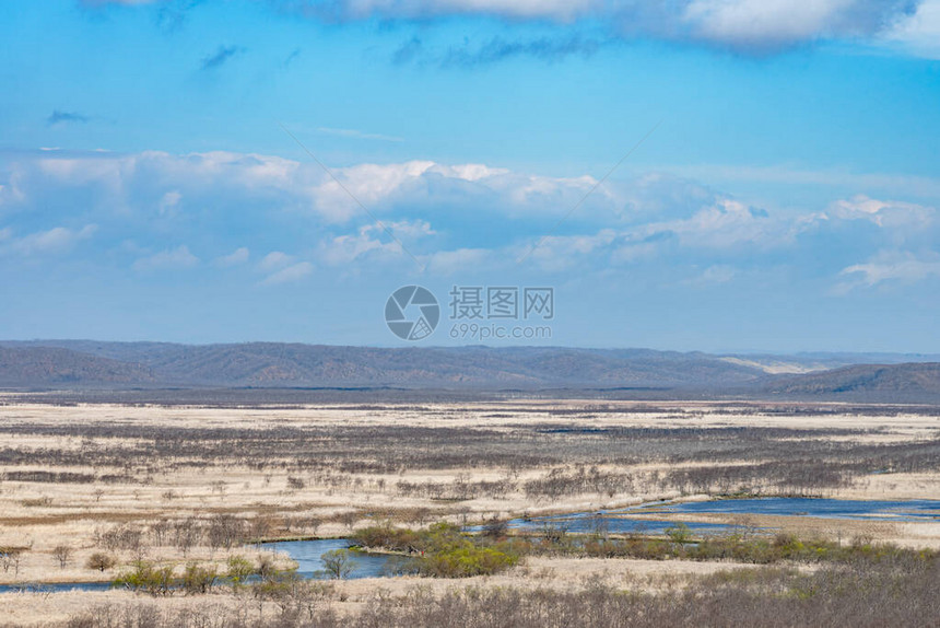 北海道钏路湿原公园春日图片