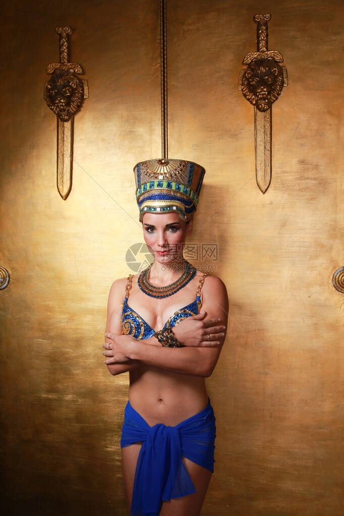 美丽的瘦埃及女人图片