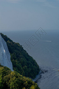 沿着波罗的海美丽的Rgen岛Arkoona角德国上的粉笔悬崖图片