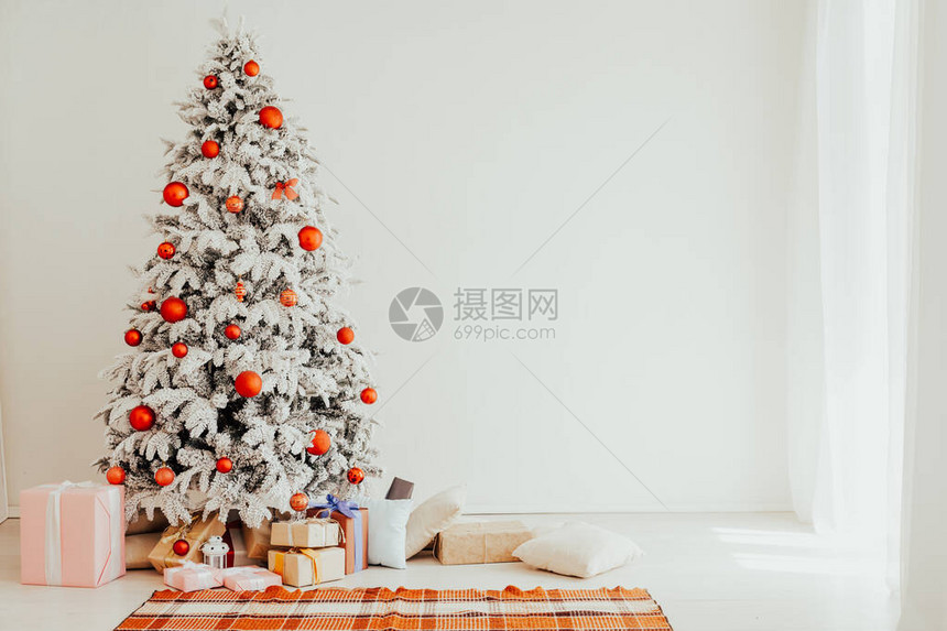 树装饰冬季圣诞礼物盛放图片