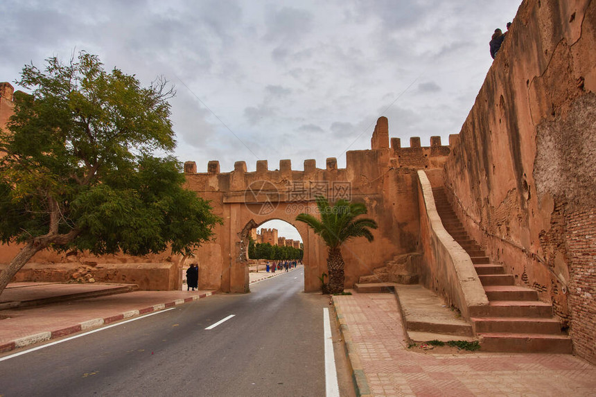 摩洛哥塔鲁丹特城的堡垒墙图片