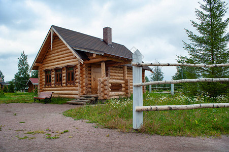 俄罗斯的旧木屋图片