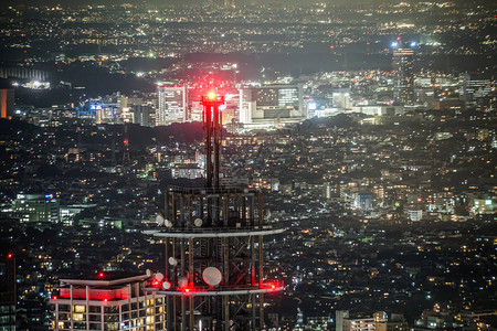 从地标塔看到的新横滨夜景图片