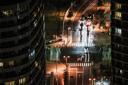 夜间交通横滨Minato图片