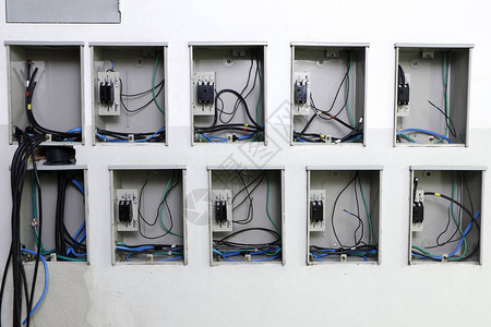 电气连接键面板电钟电箱图片