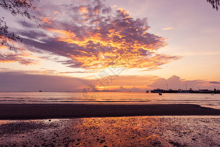泰国Samui岛热带大片热带紫色海空日落图片