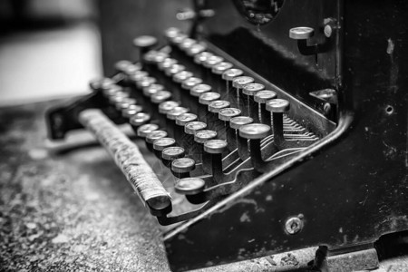 旧打字机旧写作工图片