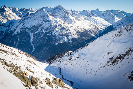 奥地利索尔登山区滑雪度假胜地自图片