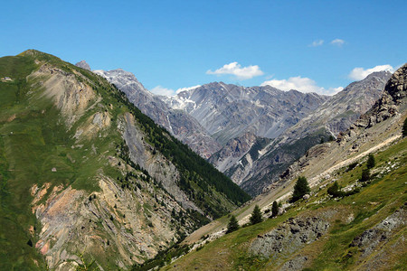 意大利和瑞士的高山图片