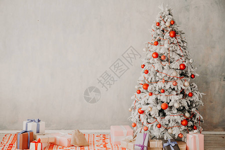 圣诞装饰圣诞树与白色礼物1图片